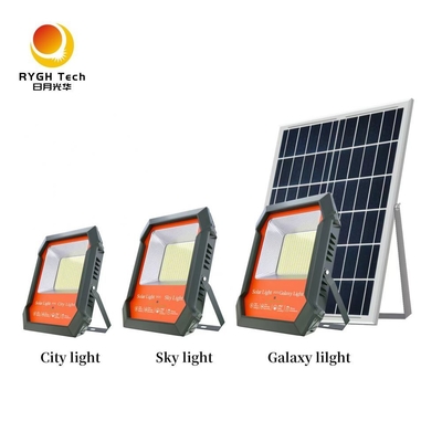 Akıllı Işık Kontrolü Artı Uzaktan Kumanda İle 5730 Yüksek Lümenli LED Çipleri 2 Yıl Garanti Güneş Enerjili LED Projektör