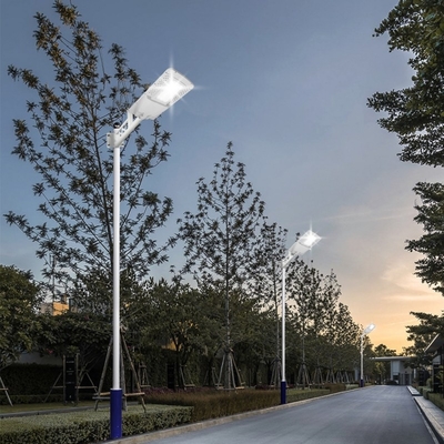 Suya Dayanıklı 50W Hepsi Birarada Entegre Güneş Enerjili Sokak Lambası 5200LM