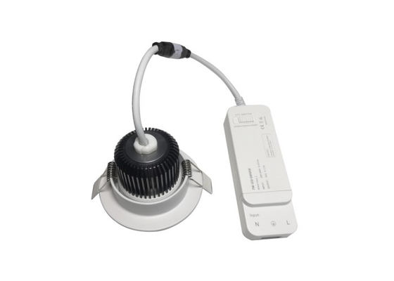 Kısılabilir Akıllı LED Downlight 8 Watt AC 200-240V SKK Yansıma Önleyici 2700-6000K