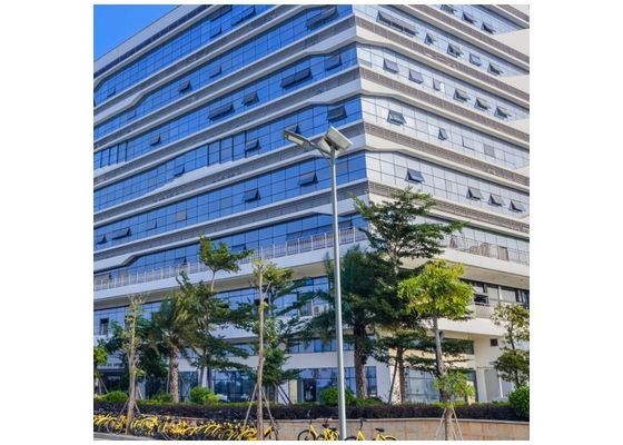 Anti Korozyon Güneş Enerjisi Sokak Lambaları 5500K IP65 40W Cep Telefonu APP Kontrolü