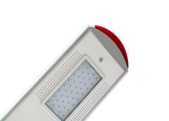 2700-6500K IP65 30W Güneş Enerjili LED Sokak Lambası Alüminyum Malzeme Çevre Dostu