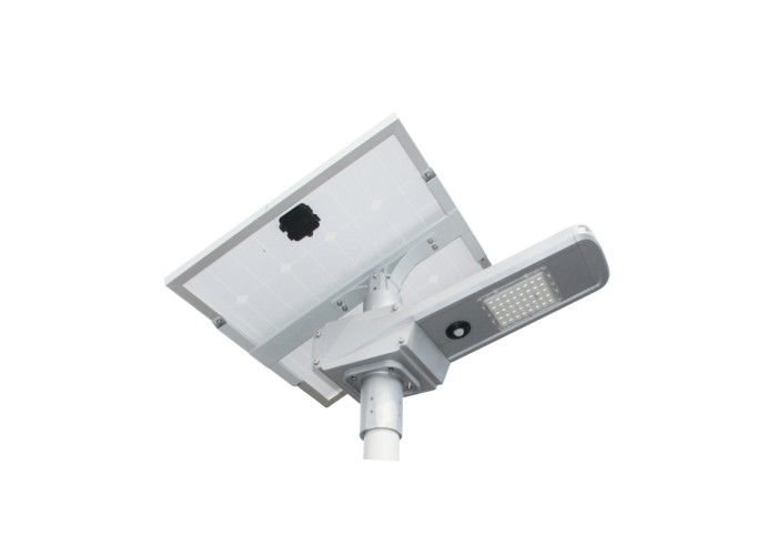 40W Entegre Güneş Enerjili LED Sokak Işık 140lm / w IP65 Kızılötesi Sensör 12V pil